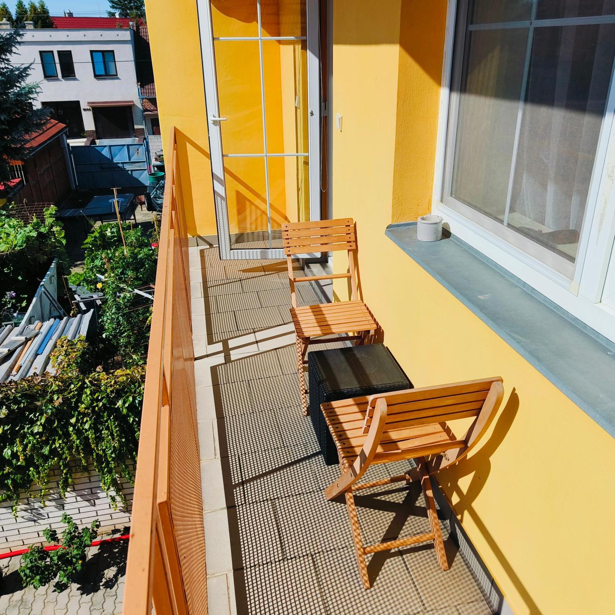 Ferienwohnung Cervena Cesta Kunovice Exterior foto